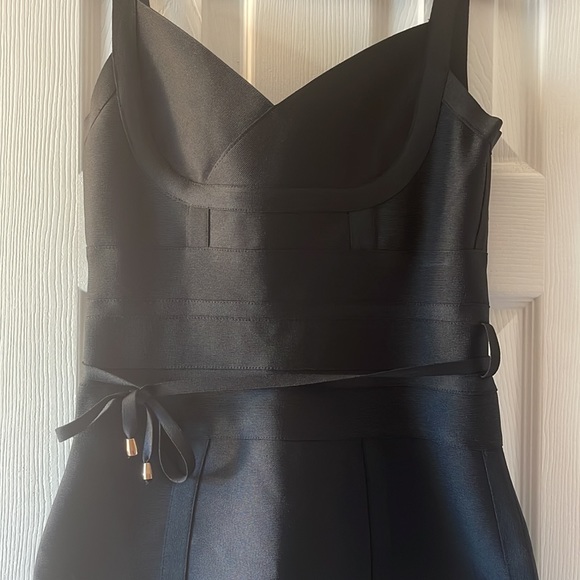 Bella Barnett Stella Bandage Dress. Black. Size XL - Picture 6 of 9